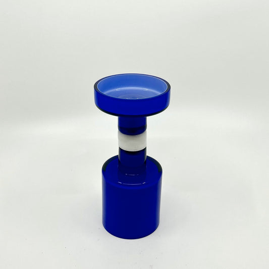 beidseitig verwendbarer Glas Kerzenständer in blau und weiß von Per-Olof Ström fü Alsterfors