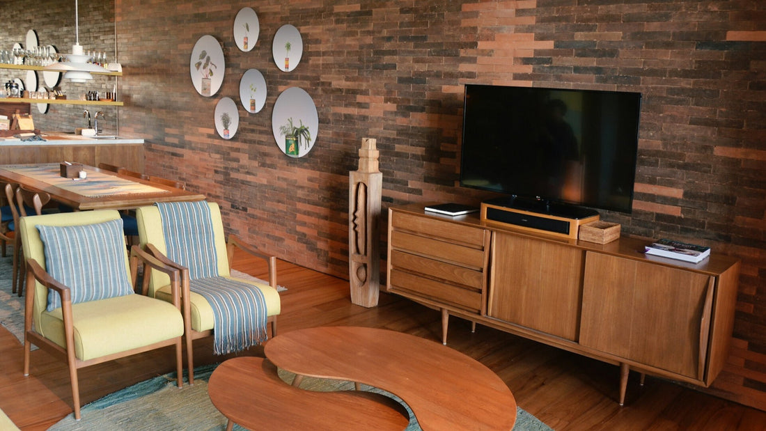 Skandinavische Teak-Accessoires und ihre Verbindung zu Vintage-Design