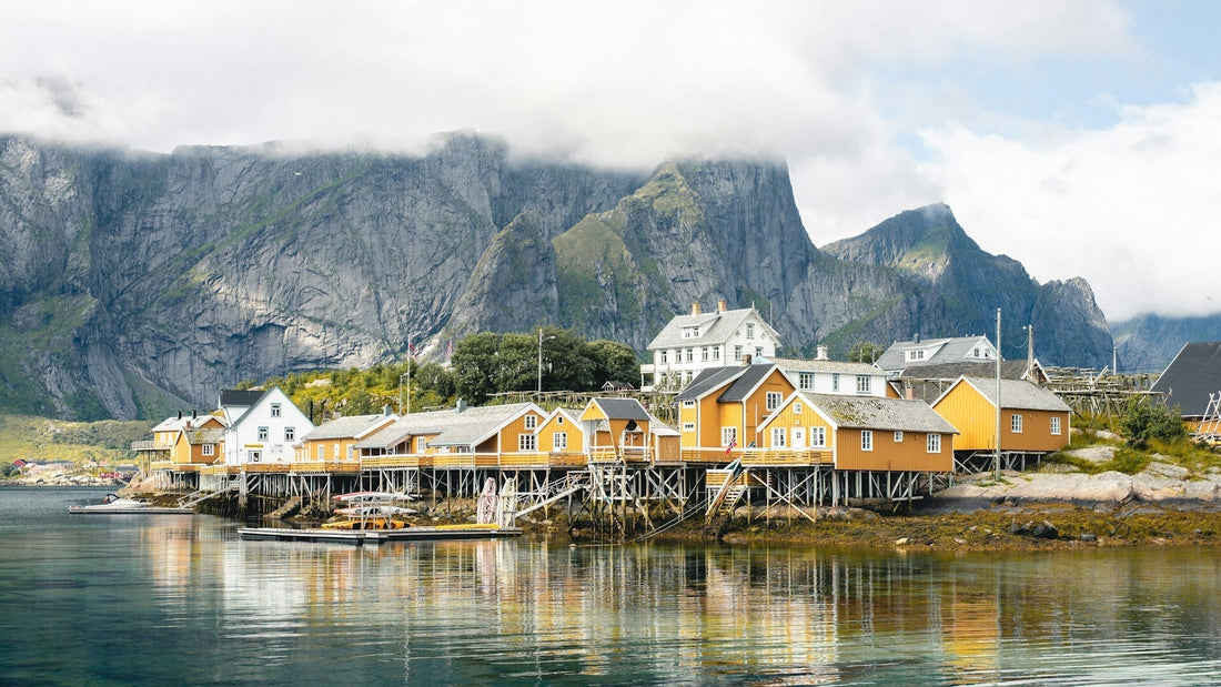 Arnold Wiigs Fabrikker: Norwegische Keramikkunst neu entdeckt