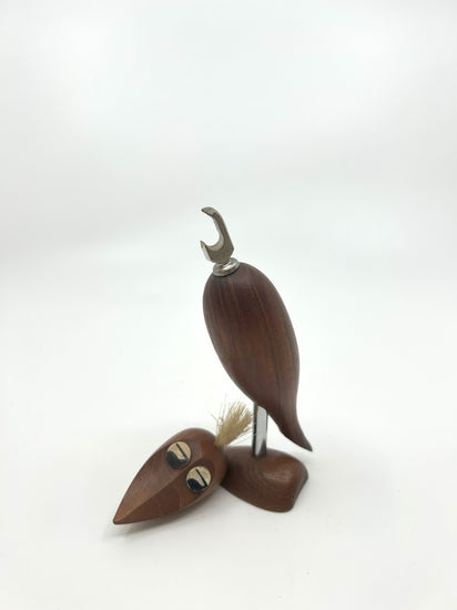 Arne Basse Flaschenöffner Vogel aus Teakholz, Mid Century Modern, Dänemark, 1960er – Ansicht mit integriertem Flaschenöffner, skandinavisches Designobjekt.