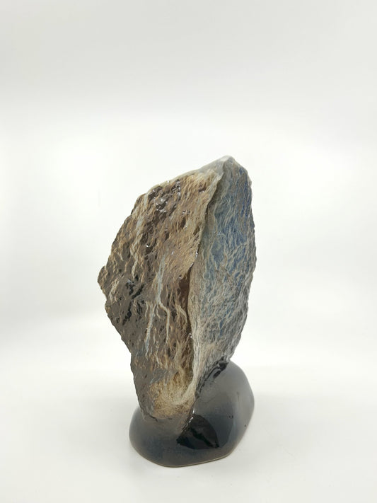 Rückansicht der Kauko Ruokamo „Rock“-Vase, Lapin Savi, 70er Jahre, in rustikaler Steinoptik mit glasierter Oberfläche