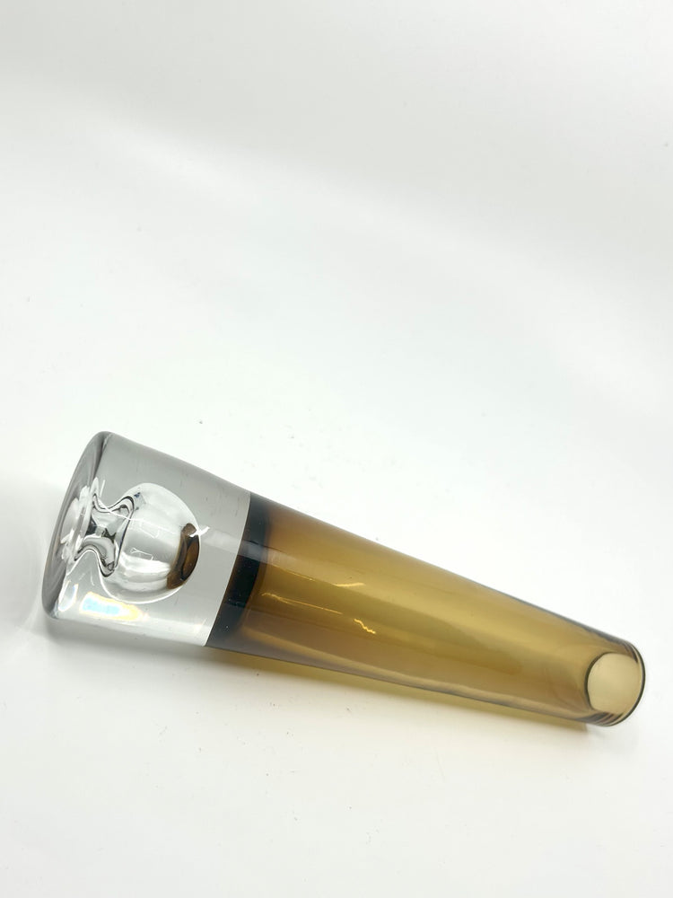 Vintage Bo Borgström Vase, konische Glasvase in Braun und Klarglas, Mid Century Modern Design aus Schweden, Åseda Glas, liegend fotografiert.