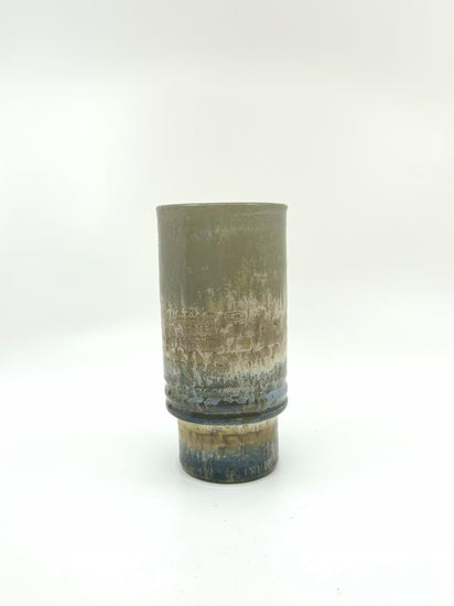 Vintage AROL Fat Lava Vase, handgefertigte Keramik aus Norwegen, Mid Century Designklassiker mit braun-blauer Glasur, 1960er Jahre.