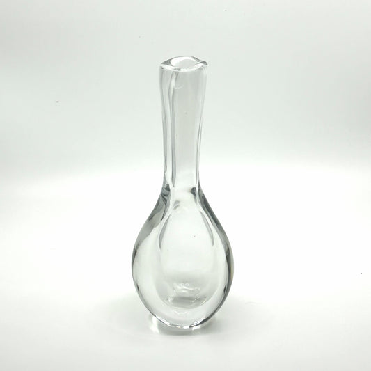 Kosta Boda 'Raindrop' Vase von Göran Wörff: Transparente, organisch geformte Glasvase mit schlankem Hals und tropfenartigem Körper – modernes schwedisches Design