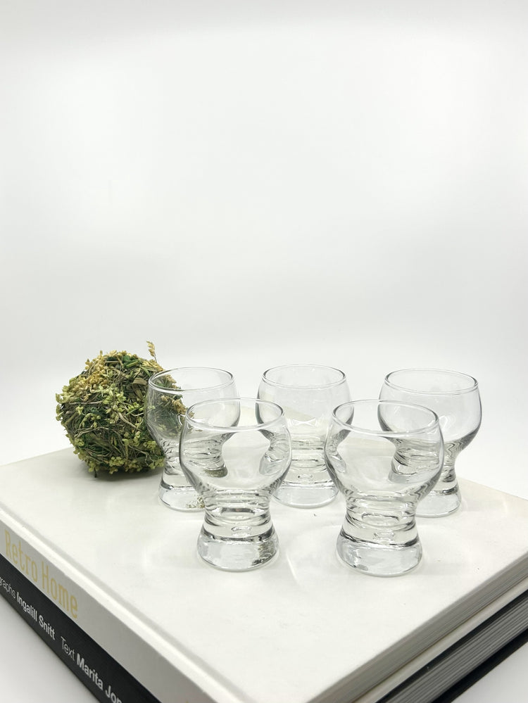 Göran Wärff ‚Rondo‘ Digestivegläser für Kosta Boda, Schweden – elegantes Set im skandinavischen Mid-Century Design der 1960er Jahre