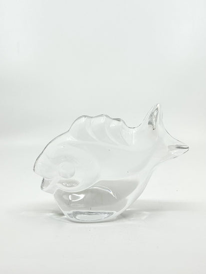 Orrefors Glasfigur von Lars Hellsten – stilisierter Fisch aus klarem Glas, 1970er Jahre, Vintage skandinavische Moderne