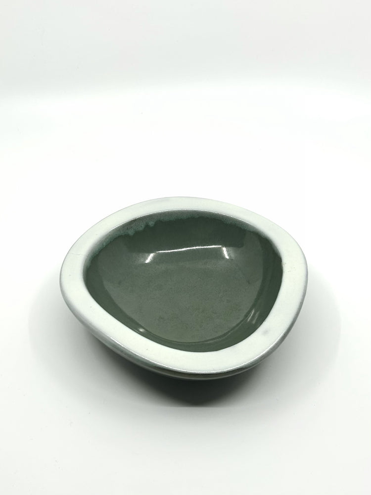 Vintage Schale aus Steingut von Vicke Lindstrand, Upsala-Ekeby, 1960er Jahre, mit weicher organischer Form und matter Glasur